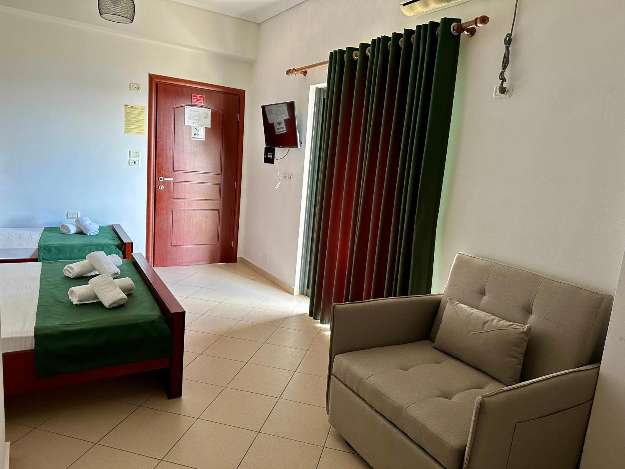 Bliss Hotel Ksamil Exterior photo